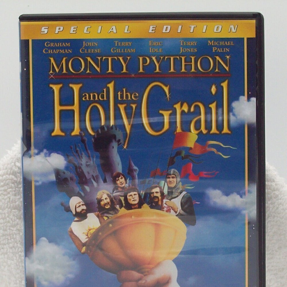 Monty Python - The Holy Grail DVD - Cleese Graham Chapman Idle Gilliam 2001